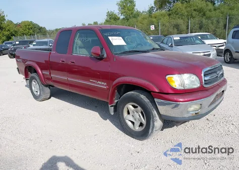 2002 Toyota Tundra Access Cab Limited from USA, damaged, VIN 5TBBT48142S285508